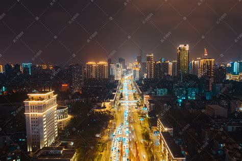 武汉城市建筑夜晚建筑群京汉大道航拍摄影图配图高清摄影大图-千库网
