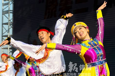 全国广场舞大赛北京站决赛速围观 年轻人也爱跳很多场面想象不到 | 北晚新视觉