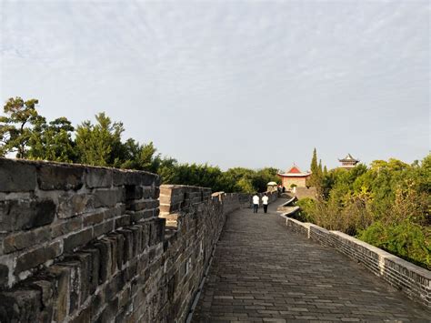 2023西安城墙游玩攻略,2、南门的夜景是真心美，因为...【去哪儿攻略】