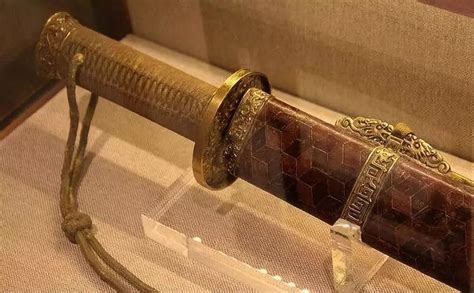中国古代刀剑样式，各朝刀剑图_柳叶刀