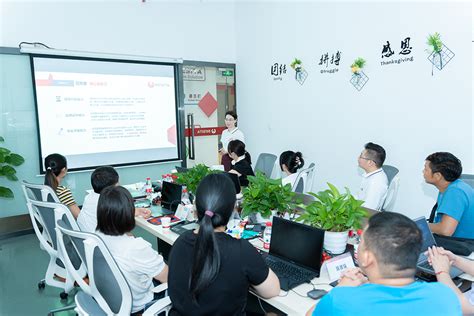 2022年阿克苏第一期电商人才培训圆满结束-援建阿克苏 杭州在行动-热点专题-杭州网
