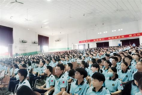 学校受邀赴汉川一中开展本科招生宣讲活动
