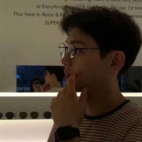 甜美女生配男生头像图片