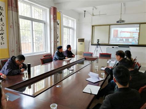 丹江口：凉水河镇组织教师参加全国青少年校园足球教练员国家级专项培训工作视频会议