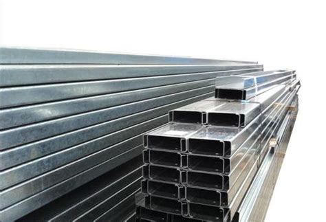 呼市CZ型钢结构具有非常好的耐热性能：-内蒙古鑫源盛钢结构彩钢工程有限公司