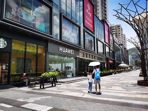 MO mall：珠海首家情景式商业步行街横空出世_新浪房产_新浪网
