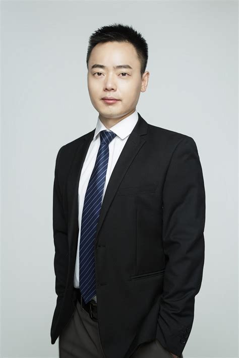 石庆龙- 国浩律师事务所