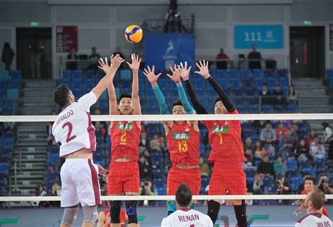 男排奥运资格赛 | 击退卡塔尔晋级决赛，中国队距创造奇迹还差最后一步
