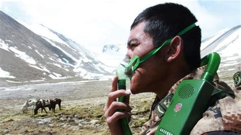 国土三调 测绘员脚量青藏高原，“缺氧不缺精神”__凤凰网