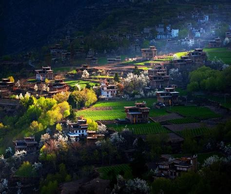 2024丹巴藏寨游玩攻略,是中国最美的古村庄。她们就...【去哪儿攻略】