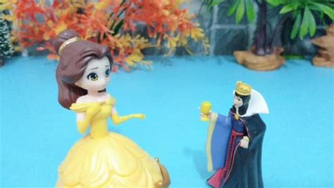 白雪公主玩具故事系列：贝儿公主不做家务，全部让白雪公主自己挑水，王子来帮忙_高清1080P在线观看平台_腾讯视频