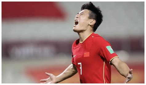 【尼玛退钱】中国国足0-1不敌叙利亚队，比赛结束后的采访。_腾讯视频