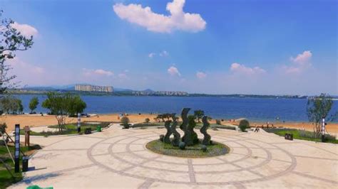文昌湖旅游度假区-龙城城市运营服务集团有限公司