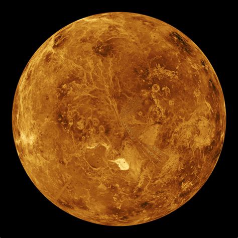 不要错过金星和木星在夜空中超级近距离的闪耀。他们要到2032年才能接近！