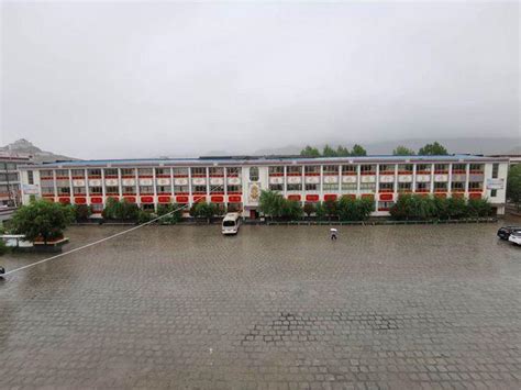 在青藏高原上像搭乐高一样造房子！上海交通大学助力西藏日喀则地区装配式建筑技术落地_媒体聚焦_上海交通大学新闻学术网