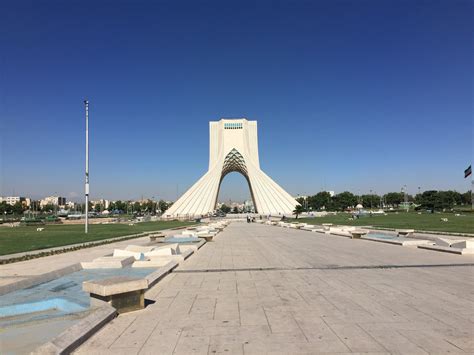 2024自由纪念塔游玩攻略,伊朗首都德黑兰的自由纪念塔...【去哪儿攻略】
