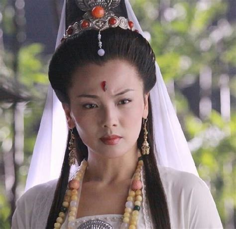 演过观音菩萨的5位女演员，刘涛端庄典雅，最后一位却受万人敬仰