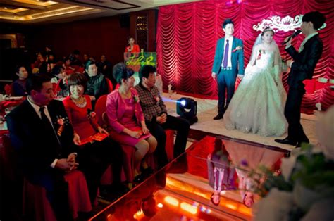 婚庆主持词大全 新入行的司仪都收藏了 - 中国婚博会官网