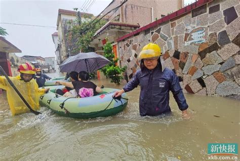 中山三乡暴雨致严重内涝 1200余人紧急转移