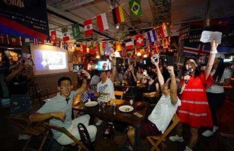 海口看世界杯必去酒吧！在啤酒和呐喊声中感受恣意的夏天！