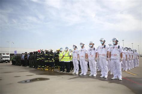 云南消防和昆明航空救援支队联合开展航空投送实战演练(组图)-特种装备网