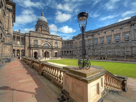 爱丁堡大学：文学类专业介绍 - 知乎