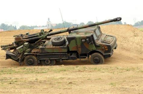 法国炮霸能否重振北约雄风？155毫米“凯撒”超现代自行火炮