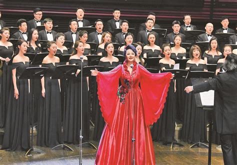 著名女高音歌唱家徐霞声乐学术研讨会在深举行