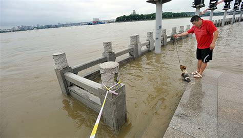 上游或形成今年首个编号洪水 长江防总启动四级应急响应|界面新闻 · 中国