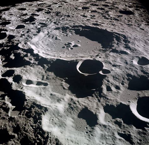 NASA计划2020年送设备上月球 力争2024年载人登月
