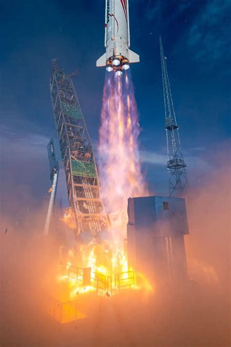 高12米火箭发射架 - 航空航天展示类 - 北京永定合科技有限公司