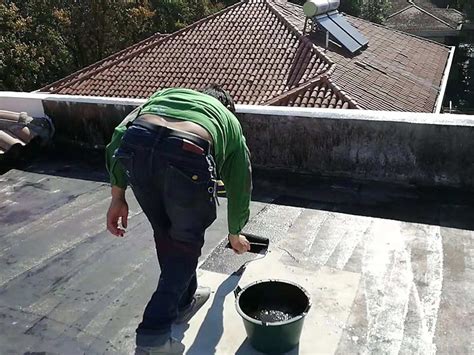 屋顶漏水怎么处理？教你找到漏水点并加强防水！ | 说明书网
