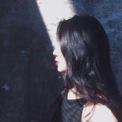 古风甜美女生头像侧脸