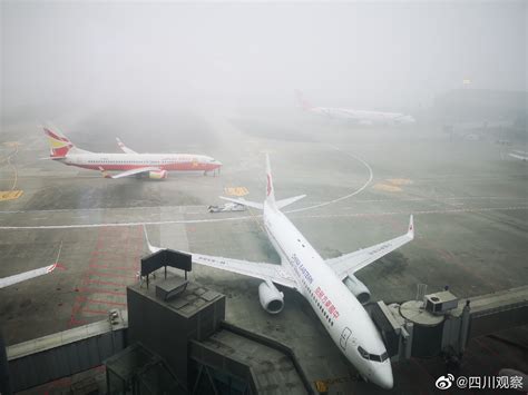 受大雾影响，成都双流机场出现今年入冬来首次大面积航班延误 - 西部网（陕西新闻网）