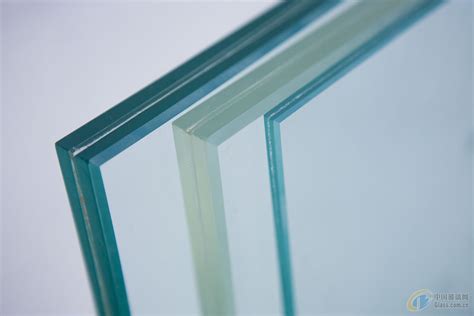 夹层玻璃有什么优缺点 夹层玻璃与中空玻璃有什么不同