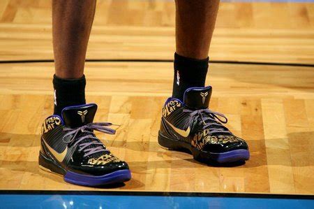 耐克Nike Zoom Kobe VII纯原版本科比7代黄紫色鸳鸯配色实战篮球鞋内置真实碳板支持实战 货号：488371-501-莆田复刻鞋Fake网