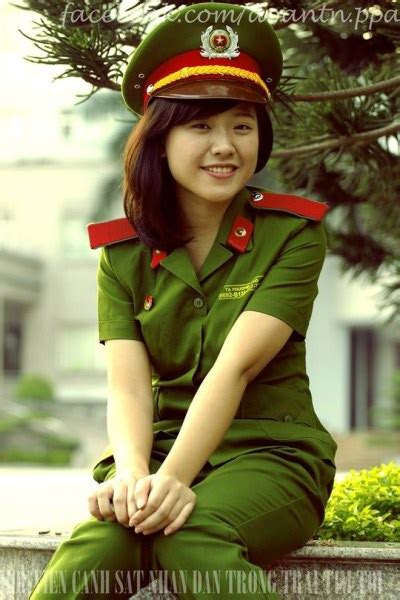 越战后的越南女兵为何没人愿意娶她们?|越南|女兵|反击战_新浪新闻