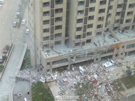 济南一小区饭店发生爆炸致8人伤 店家已被警方控制_凤凰资讯