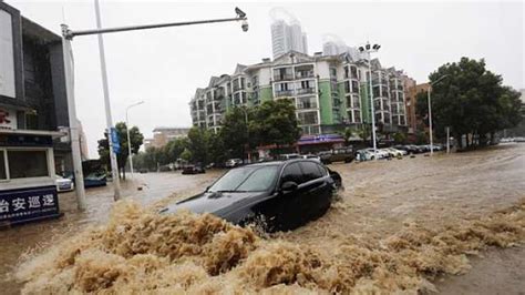 6月、7月全国共有433条河流发生超警以上洪水，鄱阳湖等长江中下游告急
