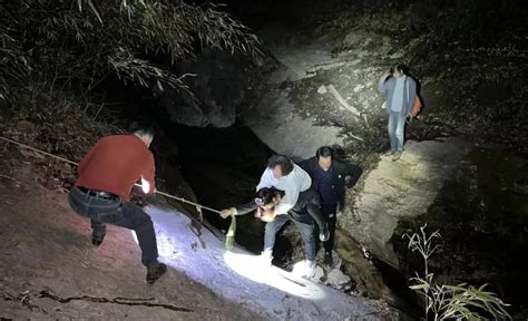 西安6名游客山中遇险 宁陕警民连夜紧急救援