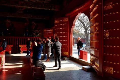 北京雍和宫求什么最灵（北京雍和宫烧香有什么讲究） – 碳资讯
