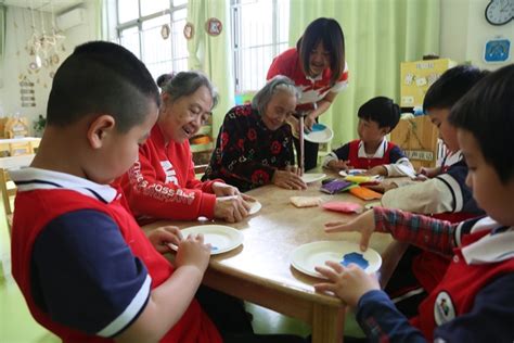 西潞街道西潞园长者照料中心推行“养老院+幼儿园”代际式养老新模式