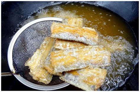 【干煎带鱼的做法步骤图，干煎带鱼怎么做好吃】蕾-039_下厨房
