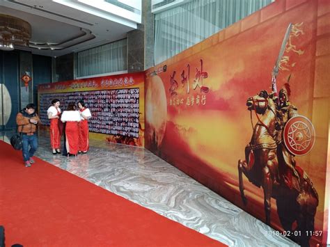 【今日中元节】桂林中元节万盏河灯漂放活动，中国广西 （© VCG/Getty Images）