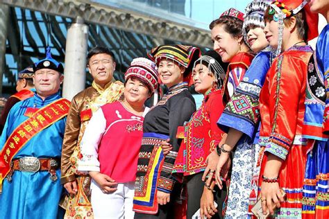 中国56个民族图片