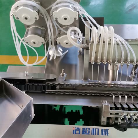 如何对灌装机进行正确的清洗工作_南京博厚机电设备有限公司