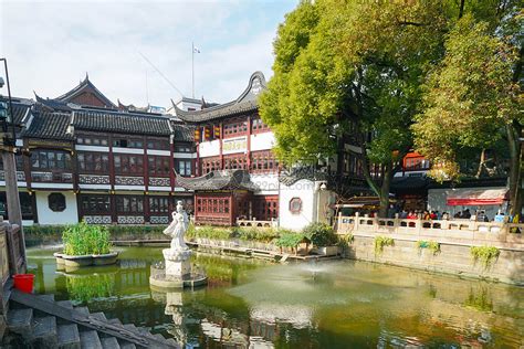 中国上海豫园的得月楼和绮藻堂,历史古迹景区,旅游景点,摄影素材,汇图网www.huitu.com