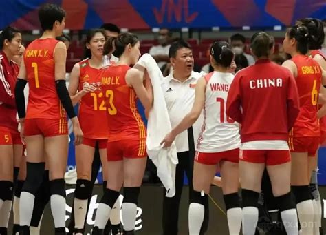 中国女排将迎战波兰 中国女排冲击世联赛决赛名额_球天下体育