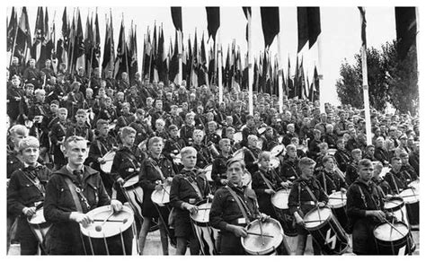 32张纳粹德国青年团照片，给人带来噩梦的时刻