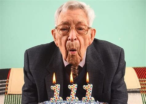全球最长寿男人瑞由英国汉普郡111岁Bob Weighton拔下头衔接棒 - 神秘的地球 科学|自然|地理|探索